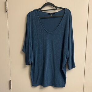 Laila Jayde Teal Tunic Top